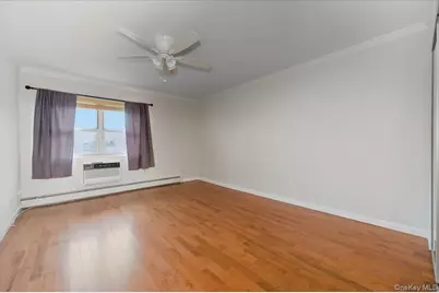 90 S Park Avenue #B2, Rockville Centre, NY 11570 - Photo 14