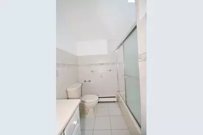 156 Oak Street, Amityville, NY 11701 - Photo 4