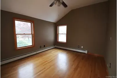 156 Oak Street, Amityville, NY 11701 - Photo 10