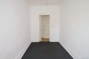 156 Oak St, Amityville, NY 11701 - Photo 20