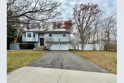 28 Urban Drive, Selden, NY 11784 - Photo 2