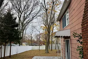 28 Urban Dr, Selden, NY 11784 - Photo 18