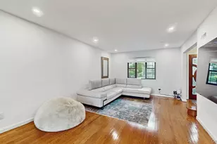 17 Arthur Pl, Yonkers, NY 10701 - Photo 2