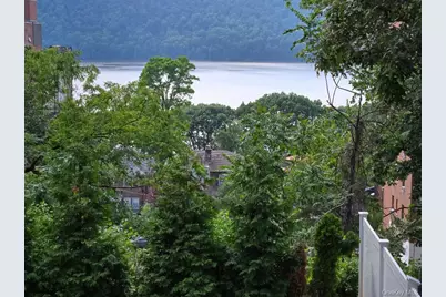 17 Arthur Place, Yonkers, NY 10701 - Photo 44