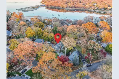411 Harrison Drive, Centerport, NY 11721 - Photo 34