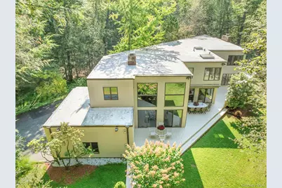 35 Neustadt Lane, Chappaqua, NY 10514 - Photo 10