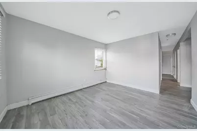 110 2nd Avenue, Bay Shore, NY 11706 - Photo 4