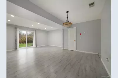276 Temple Hill Road #707, New Windsor, NY 12553 - Photo 10