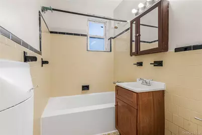 84-50 169th Street #418, Jamaica, NY 11432 - Photo 14