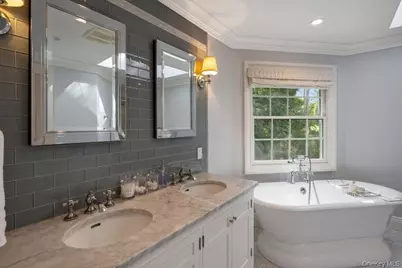 39 Smugglers Path, Jamesport, NY 11947 - Photo 24