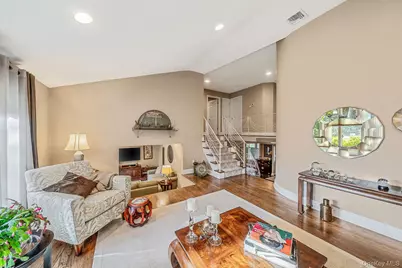 28 Cedarwood Lane, Commack, NY 11725 - Photo 26