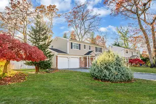 28 Cedarwood Ln, Commack, NY 11725 - Photo 4
