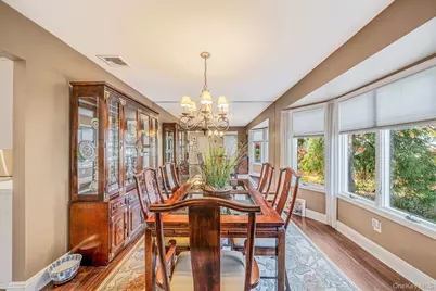 28 Cedarwood Lane, Commack, NY 11725 - Photo 16