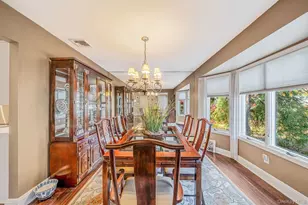 28 Cedarwood Ln, Commack, NY 11725 - Photo 16