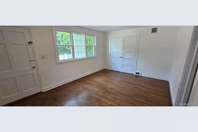 338 Main Street, East Setauket, NY 11733 - Photo 10