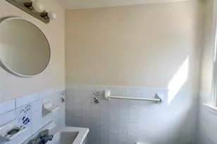 141-33 255th St, Rosedale, NY 11422 - Photo 10