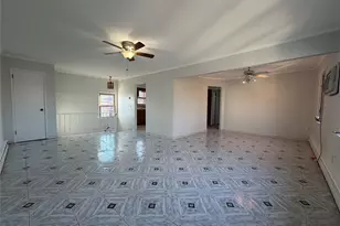 141-33 255th St, Rosedale, NY 11422 - Photo 28