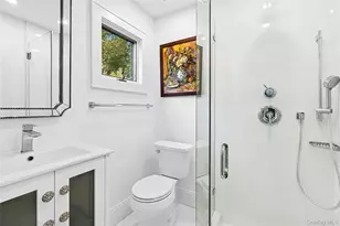 13 Willow Shade Ave, East Quogue, NY 11942 - Photo 10