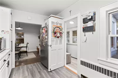 5 Ross Drive, Yorktown Heights, NY 10598 - Photo 4