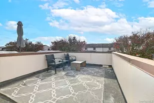 One Anchorage Way, Freeport, NY 11520 - Photo 16