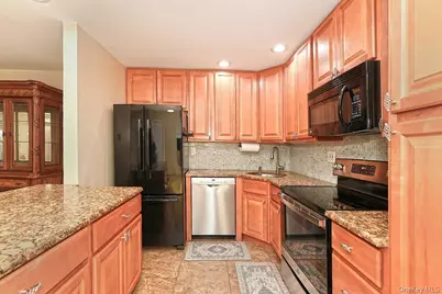 One Anchorage Way #1408, Freeport, NY 11520 - Photo 12