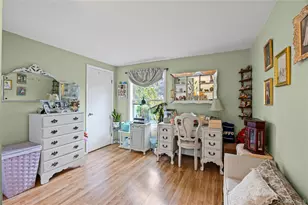 4 Madach St, Ronkonkoma, NY 11779 - Photo 26