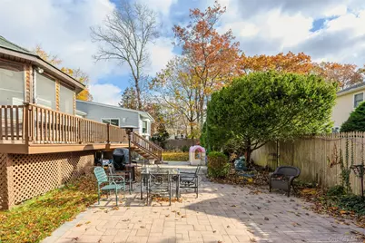 4 Madach Street, Ronkonkoma, NY 11779 - Photo 42