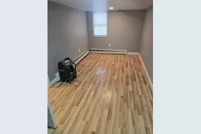 4216 Edson Avenue, Bronx, NY 10466 - Photo 10