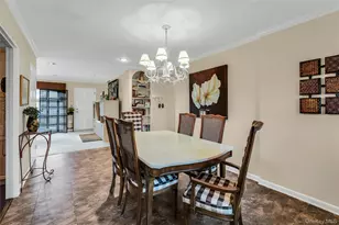 27 Abbey Ln, Plainview, NY 11803 - Photo 6