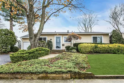 27 Abbey Lane, Plainview, NY 11803 - Photo 1