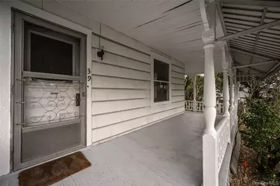 39 Hamilton Avenue, Ossining, NY 10562 - Photo 2