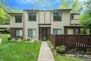 124 Birchwood Rd, Coram, NY 11727 - Photo 2