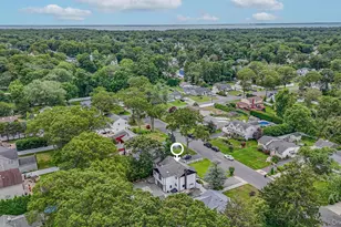 47 Yuma Ln, East Islip, NY 11730 - Photo 8