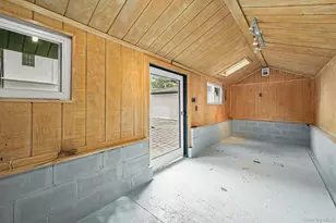 47 Yuma Ln, East Islip, NY 11730 - Photo 32