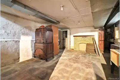 62-63 60th Drive, Maspeth, NY 11378 - Photo 20