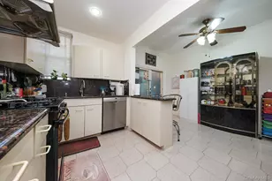 2637 Hubbard St, Brooklyn, NY 11235 - Photo 6
