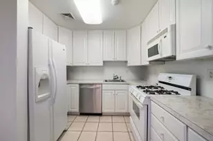 2 Windsor Cir, New City, NY 10956 - Photo 10