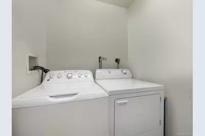 2 Windsor Circle, New City, NY 10956 - Photo 16