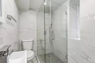 2534 E 26th St, Brooklyn, NY 11235 - Photo 16