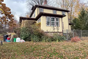 16 Maple Ave, West Nyack, NY 10994 - Photo 6