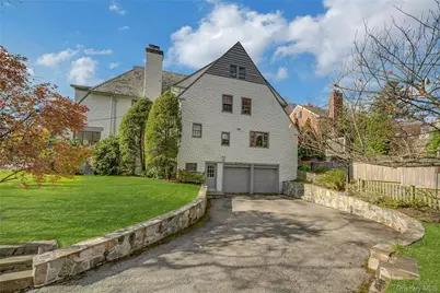 986 Plymouth Street, Pelham, NY 10803 - Photo 10