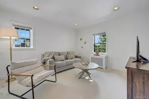 986 Plymouth St, Pelham, NY 10803 - Photo 14