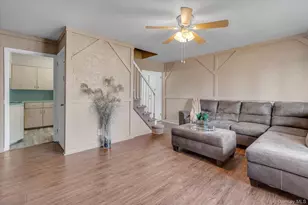 1392 Manor Ln, Bay Shore, NY 11706 - Photo 4