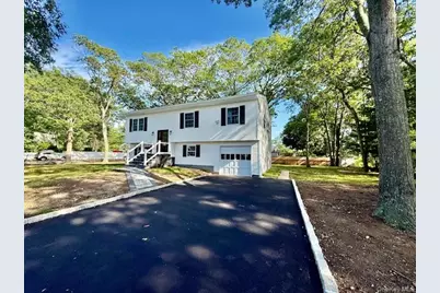 30 7th Street, Holbrook, NY 11741 - Photo 22