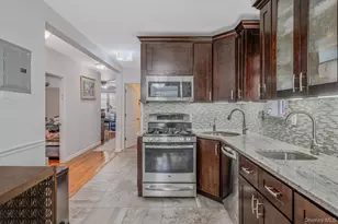 66-11 Burns St, Rego Park, NY 11374 - Photo 30