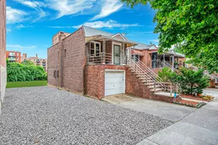 66-11 Burns St, Rego Park, NY 11374 - Photo 2