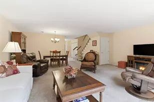 112 Cedar Shake Ct, Huntington Station, NY 11746 - Photo 14