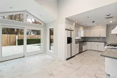 9 Oak Shore Drive, Bayville, NY 11709 - Photo 4