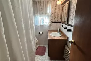 220-46 93rd Rd, Queens Village, NY 11428 - Photo 20