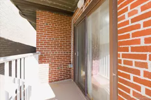 475 W Broadway, Long Beach, NY 11561 - Photo 12